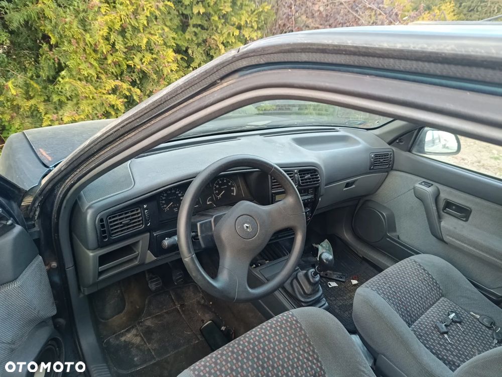 Renault 19 1.2 GTR - 7