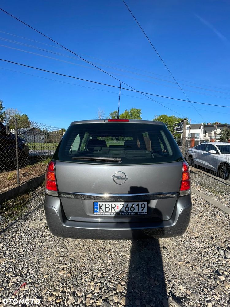 Opel Zafira 1.8 Elegance - 18