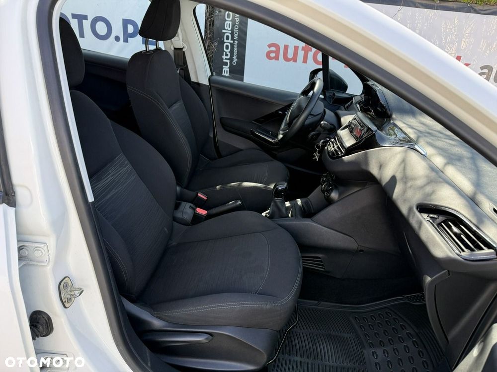 Peugeot 208 1.4 HDi Active - 19