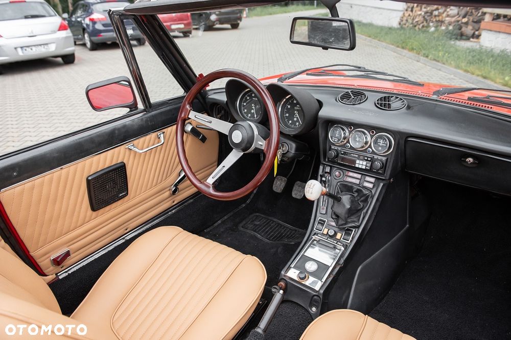 Alfa Romeo Spider - 20