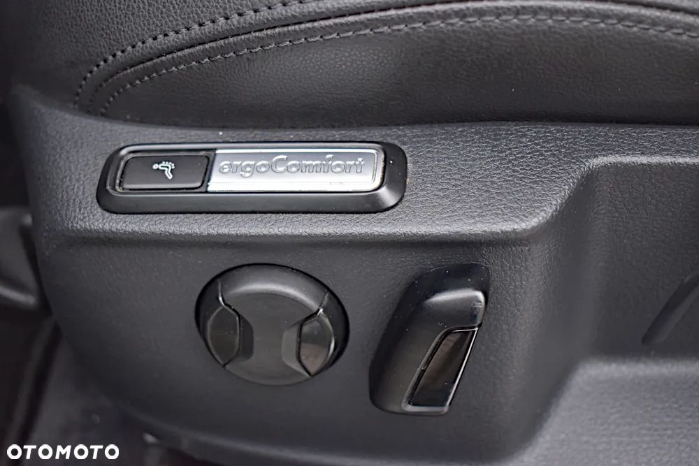 Volkswagen Passat - 27