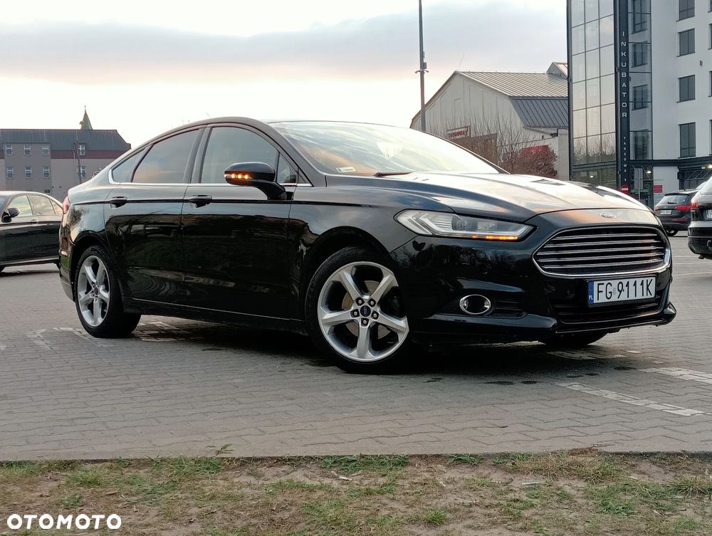 Ford Fusion - 1