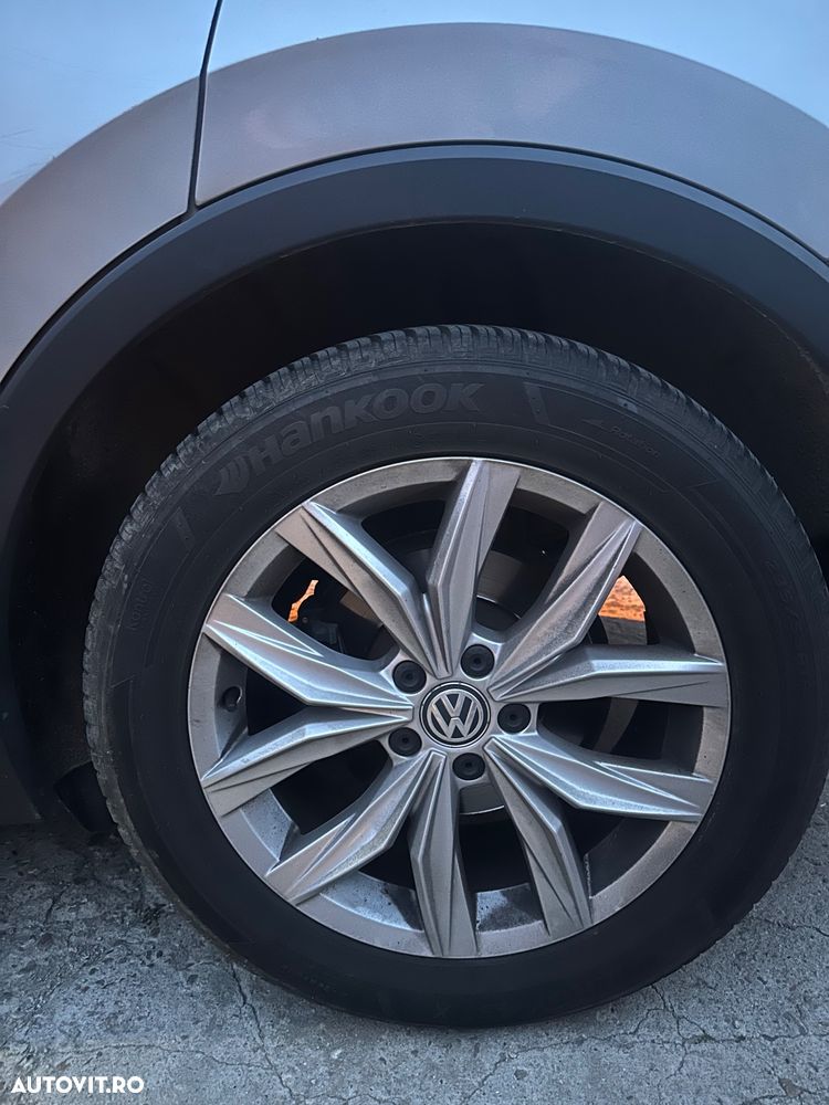 Volkswagen Tiguan - 21