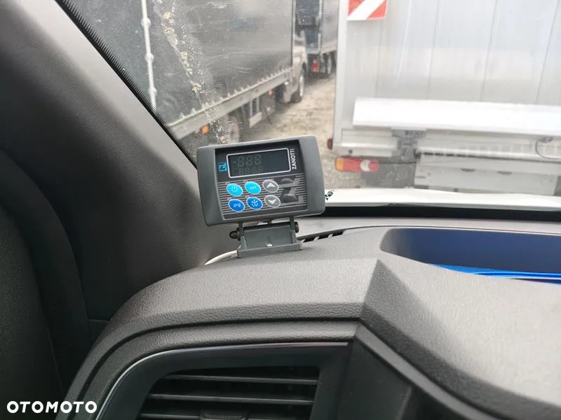Renault Master Izozterma 8EP Agregat 230V + Grzanie - 10