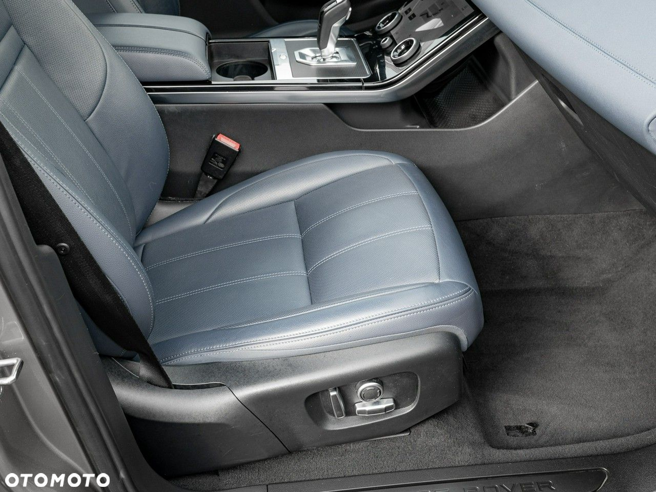 Land Rover Range Rover Evoque - 34