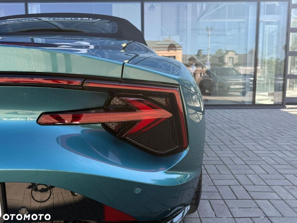 MG Cyberster 77kWh AWD Czarny Dach - 18