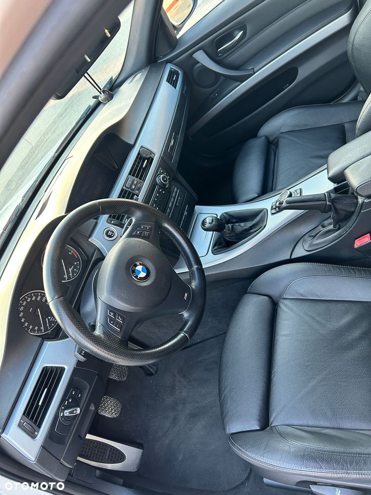 BMW Seria 3 320d - 13