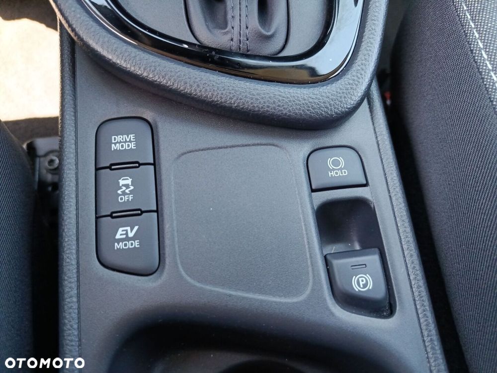 Toyota Yaris Hybrid 1.5 Style - 26