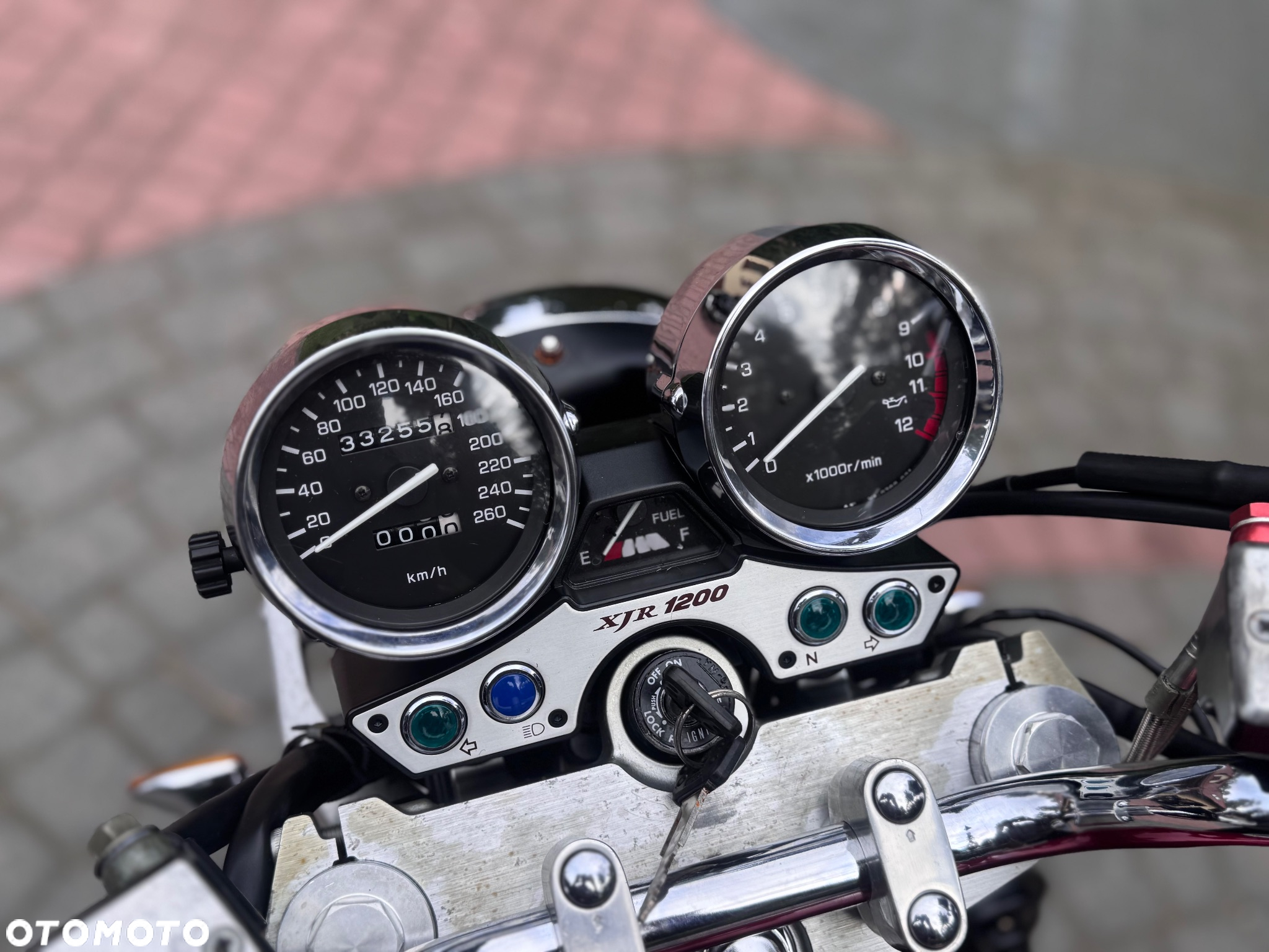 Yamaha XJR - 28