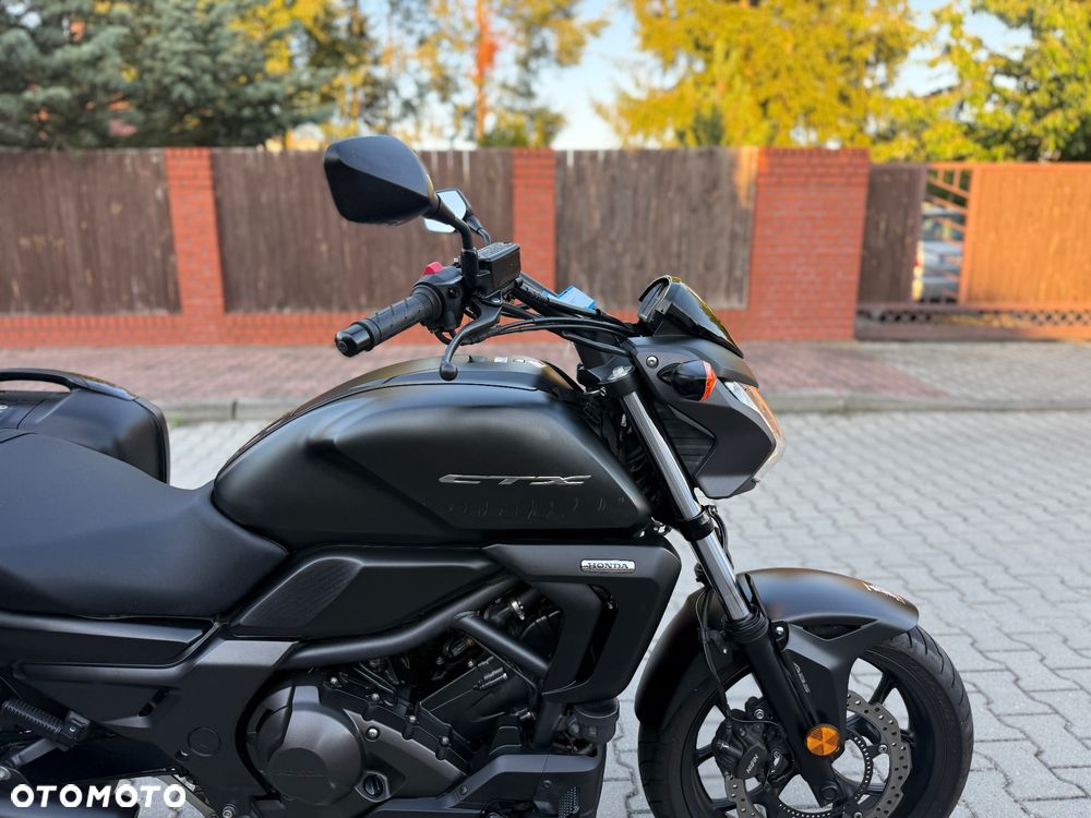 Honda CTX - 8