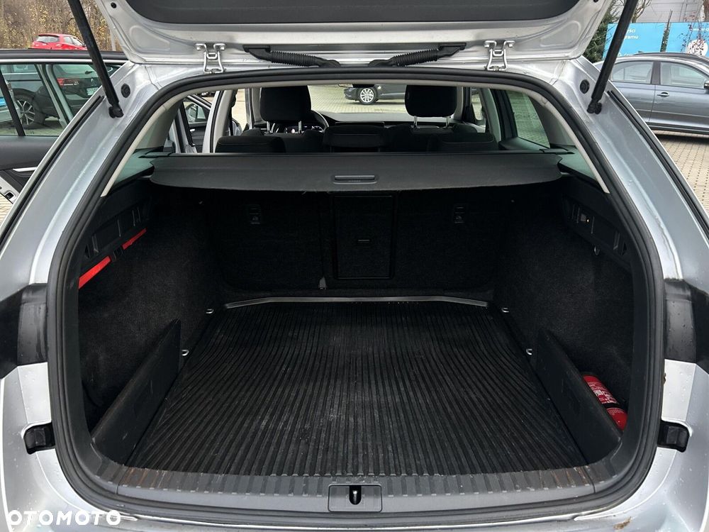 Skoda Octavia 1.5 TSI ACT Style - 28