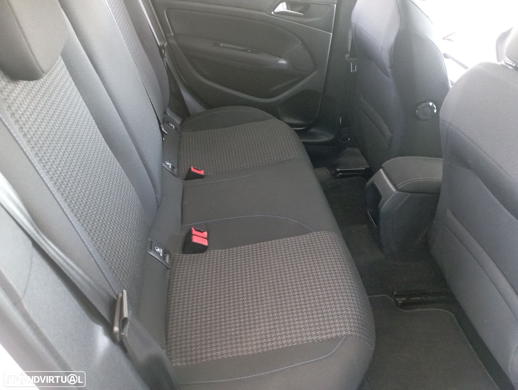 Peugeot 308 1.2 PureTech Style - 20