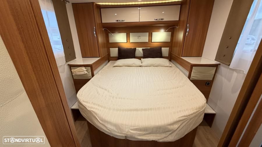 Fleurette Magister 74 LMF c.central e basculante - 10