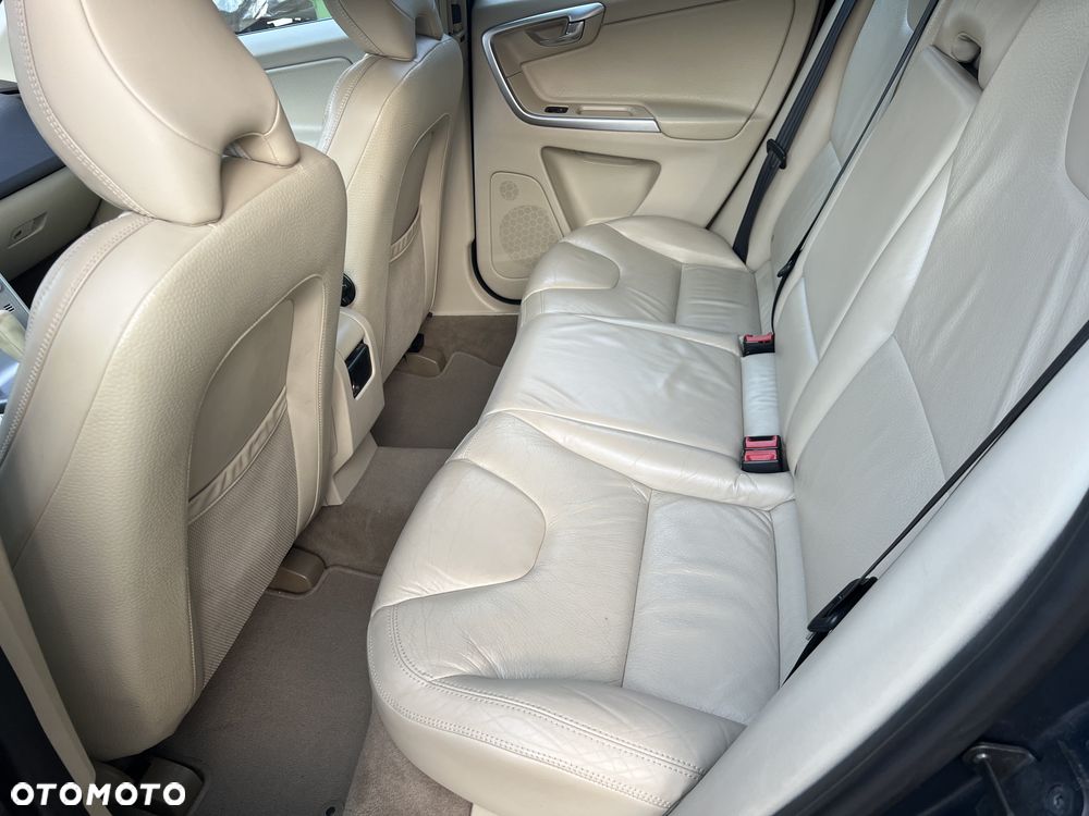 Volvo XC 60 - 7