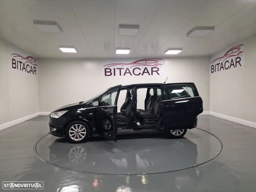 Ford Grand C-Max 1.0 EcoBoost S&S Titanium - 11