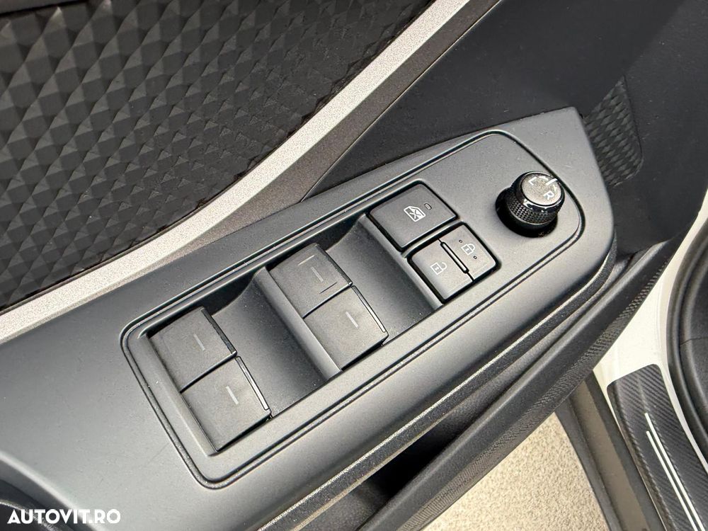 Toyota C-HR 1.8 HSD 122 CP 4x2 CVT C-enter - 25