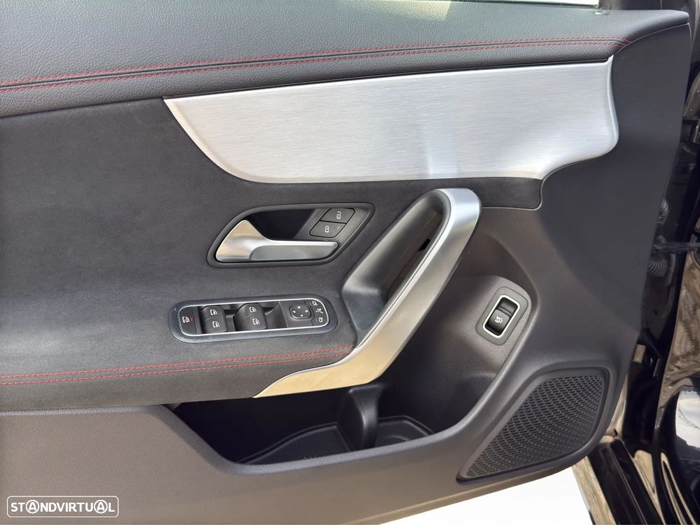 Mercedes-Benz CLA 200 d Shooting Brake AMG Line Aut. - 19