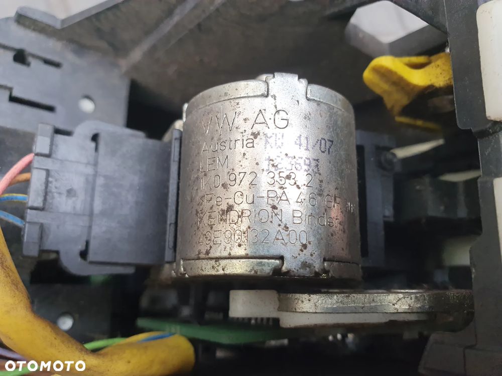 VW PASSAT B6 2.0 TDI DŹWIGNIA ZMIANY BIEGÓW LEWAREK 3C1713025H AUTOMAT - 3