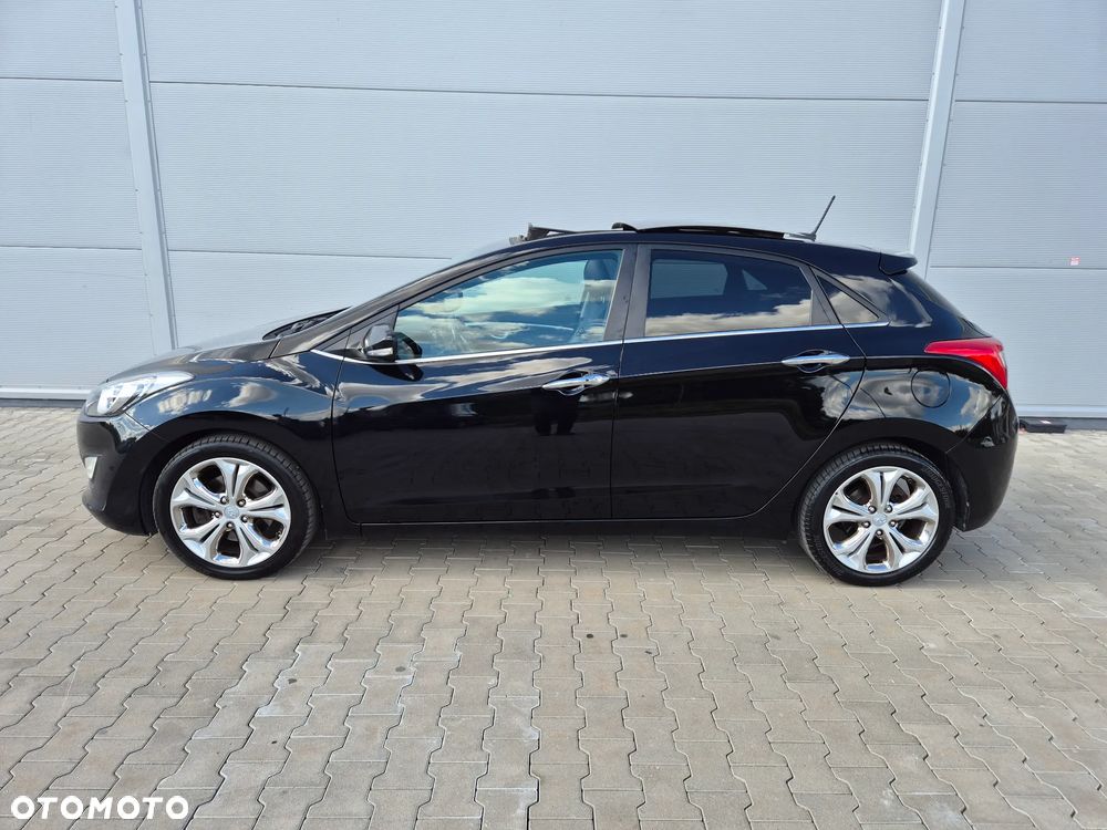 Hyundai i30 blue 1.6 GDI YES Gold - 10