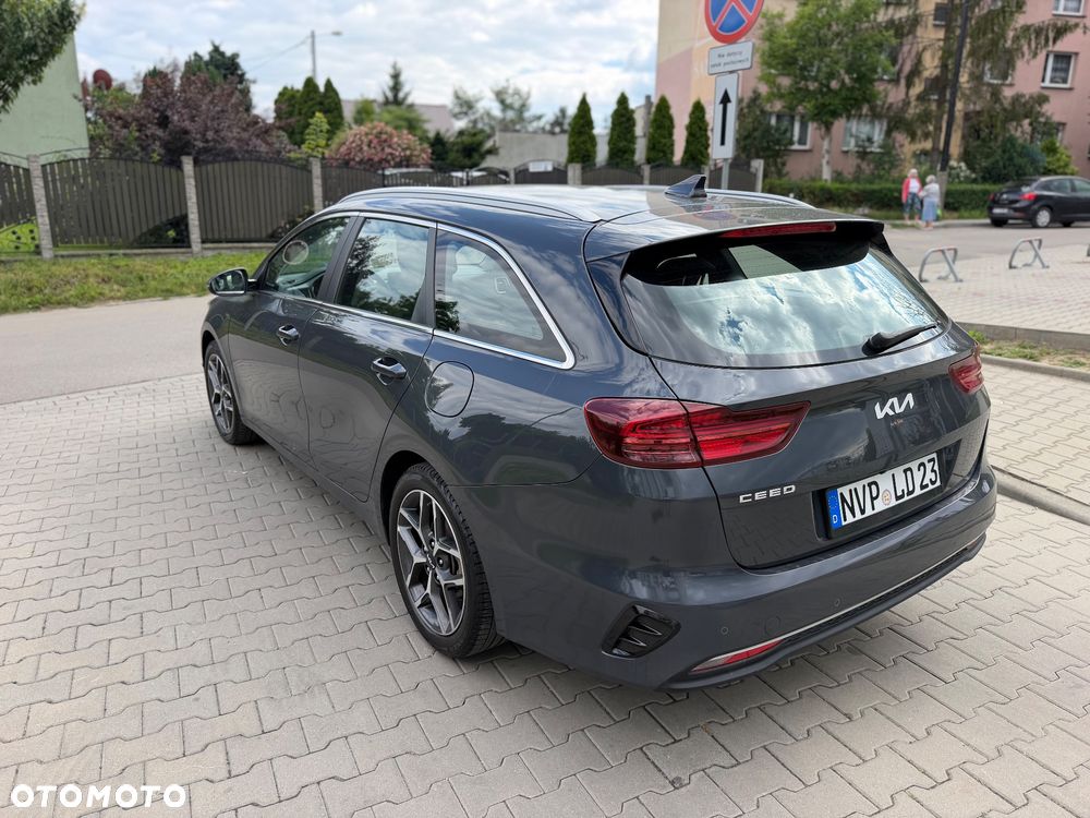 Kia Ceed 1.6 CRDi (48V Mild-Hybrid) DCT7 Platinum - 7