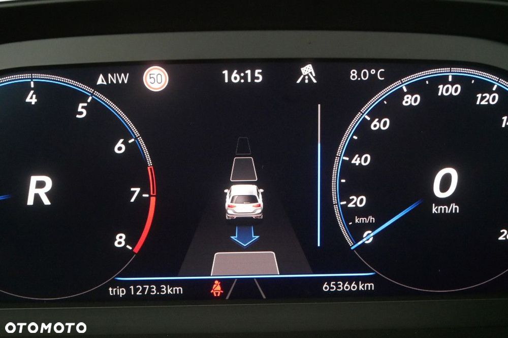 Volkswagen Passat Variant 2.0 TSI Elegance DSG - 26