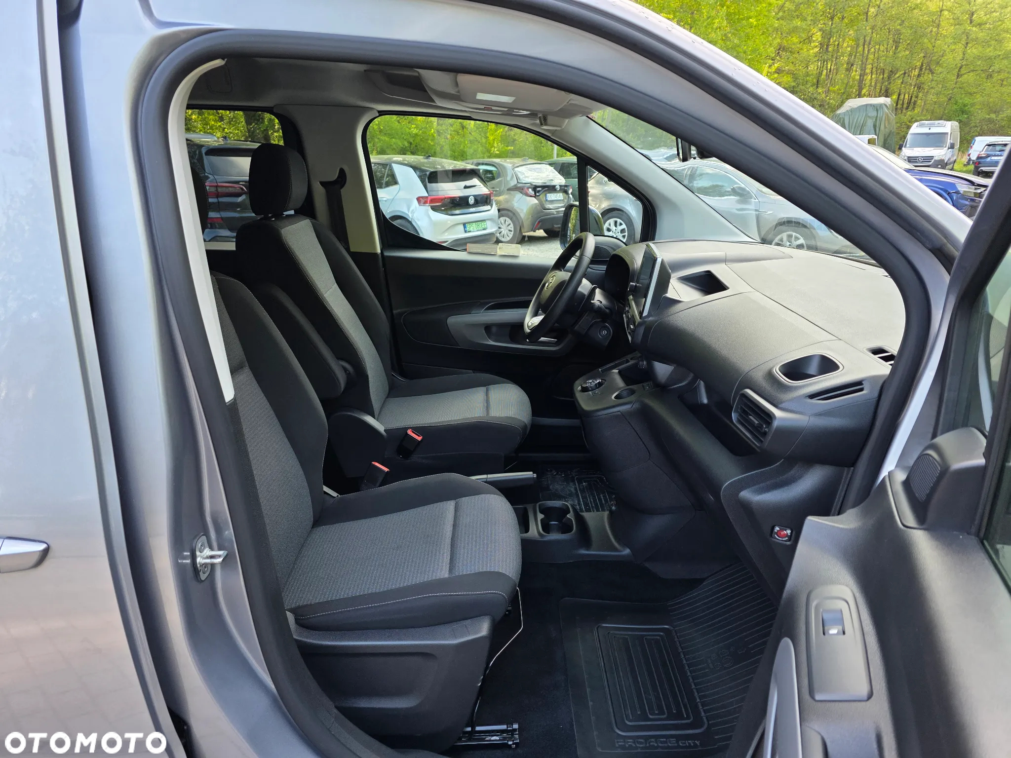 Toyota Proace City Verso 1.2 D-4T Family - 13
