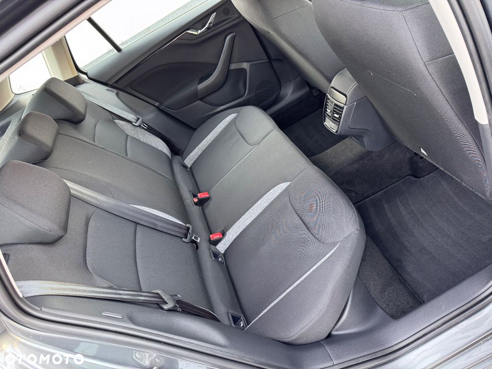 Skoda Kamiq 1.0 TSI Style - 28