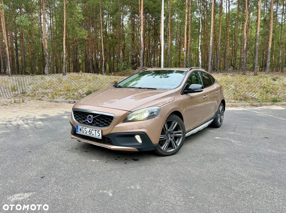Volvo V40 D4 Drive-E Summum - 1