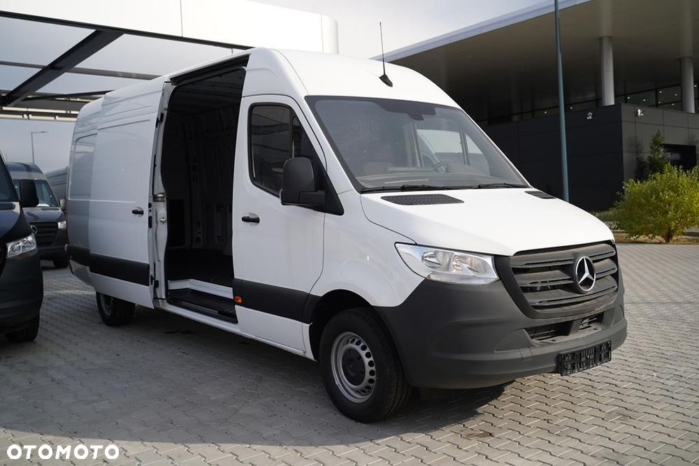Mercedes-Benz Sprinter - 19