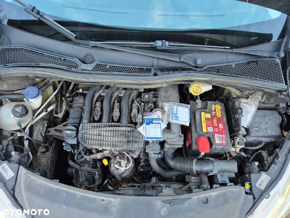 Peugeot 208 PureTech 82 Style - 10