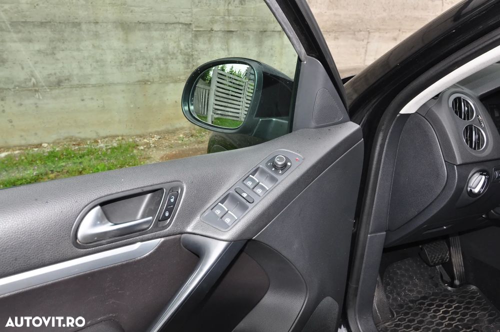 Volkswagen Tiguan 2.0 TDI SCR 4MOTION (BlueMotion Techn.) DSG Highline - 17