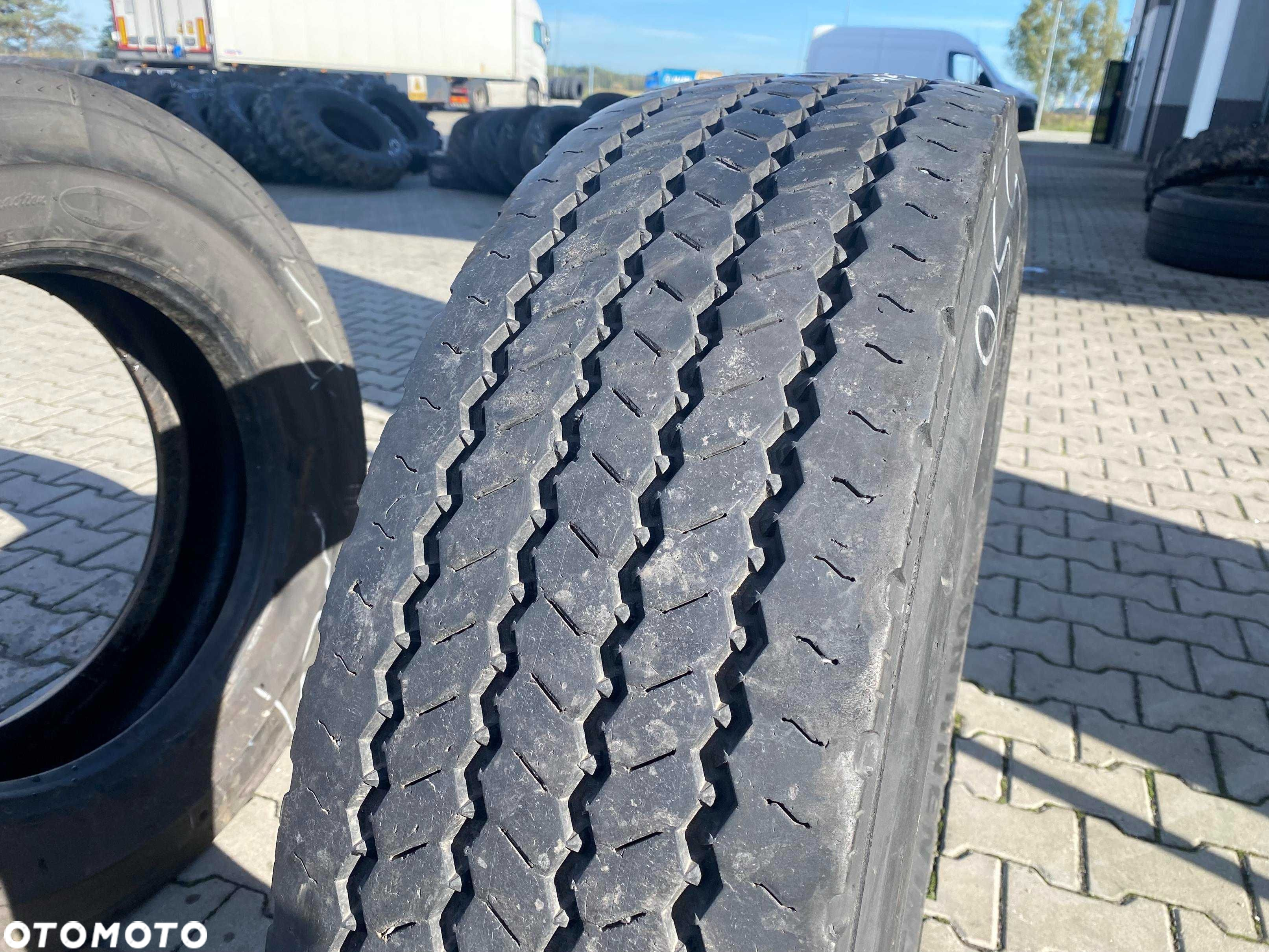275/70R22.5 Opona CONTINENTAL HSW SCANDINAVIA  10mm Przód - 2