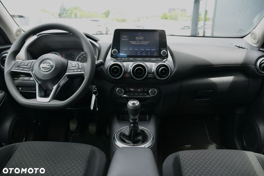 Nissan Juke 1.0 DIG-T N-Connecta - 24