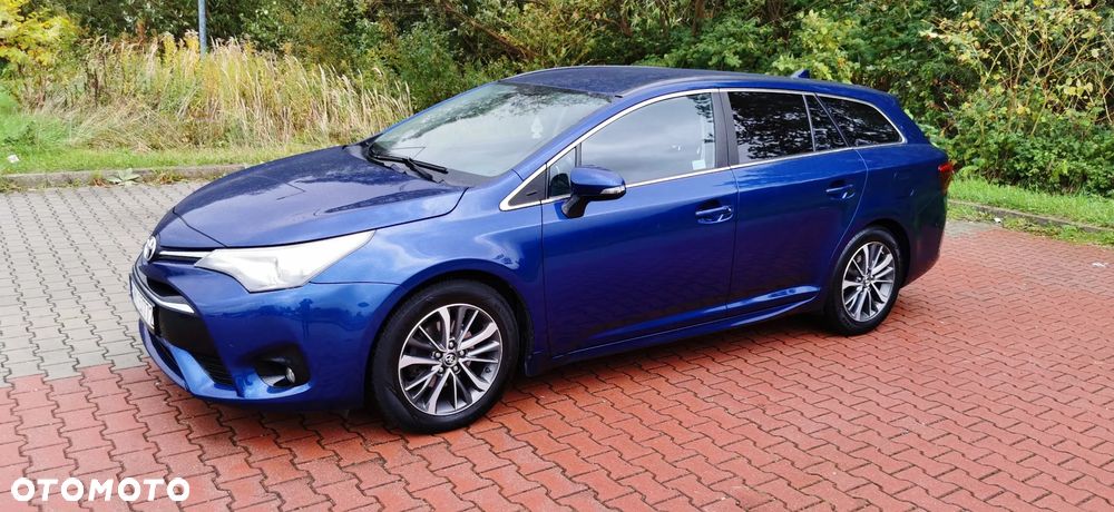 Toyota Avensis 2.0 Prestige MS - 10