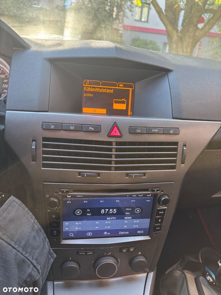 Opel Astra 2.0 Turbo OPC - 14