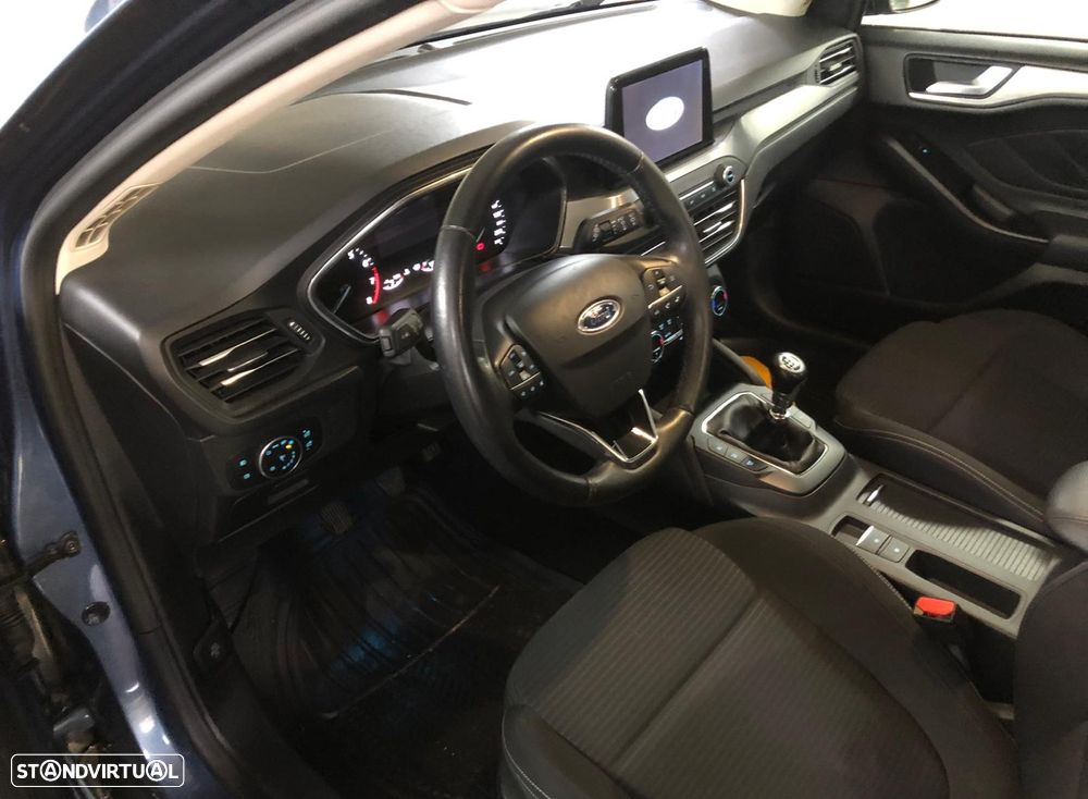 Ford Focus SW 1.0 EcoBoost Business - 8