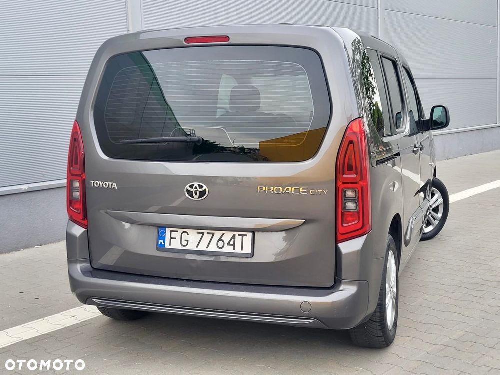 Toyota Proace City Verso 1.5 D-4D Family - 10