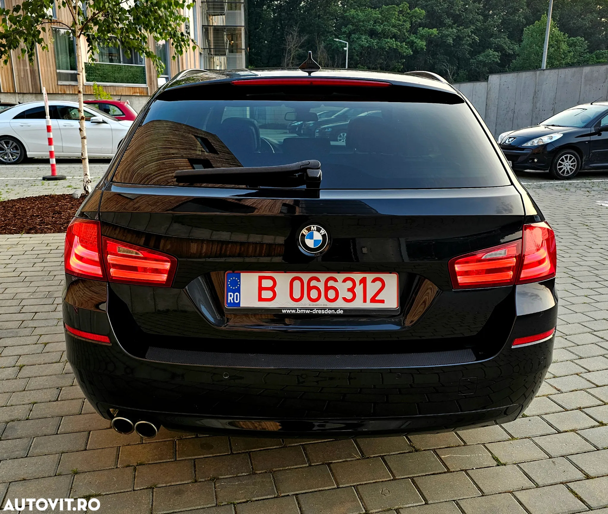 BMW Seria 5 520d Touring Aut. - 14