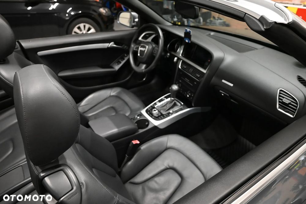 Audi A5 Cabrio 2.0 TFSI quattro S tronic - 10