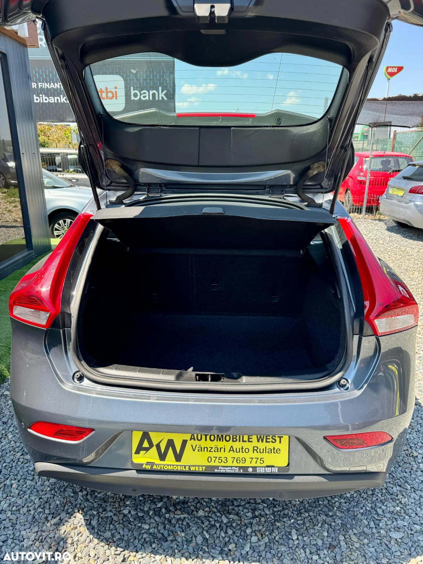Volvo V40 D2 ECO Aut. Momentum - 27