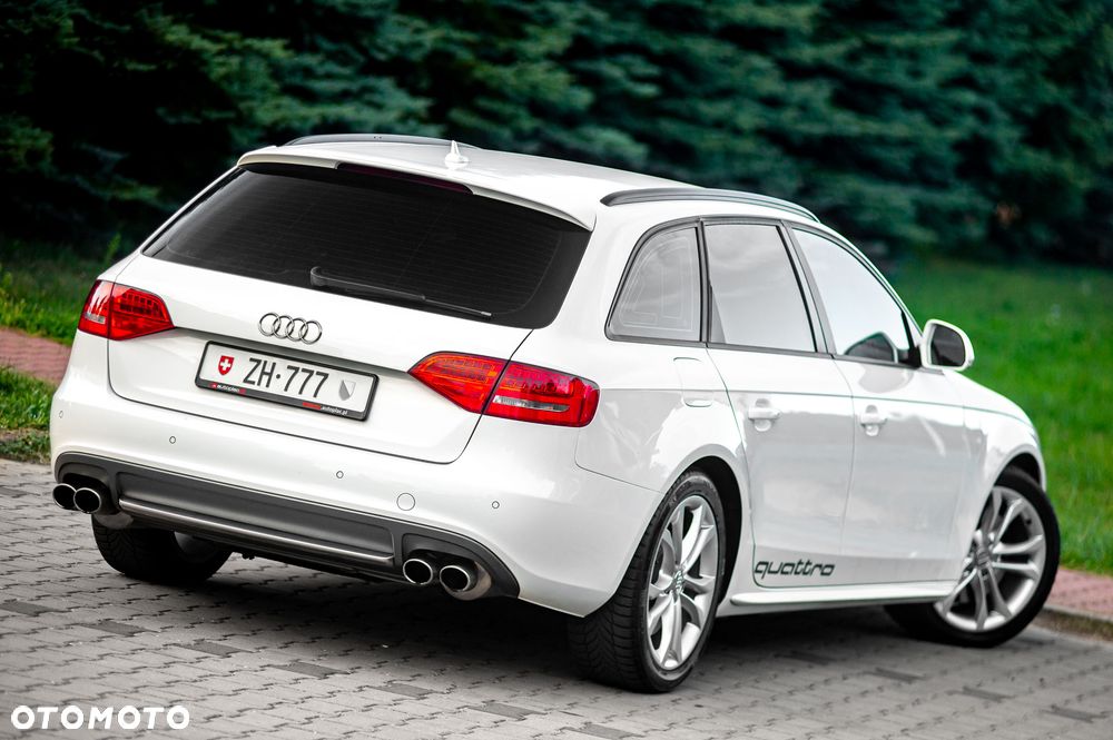 Audi S4 Avant S tronic - 11