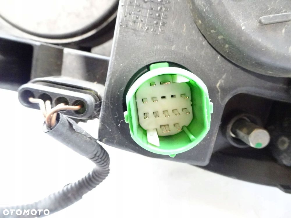 lampa prawy przód alfa romeo giulietta anglik - 7