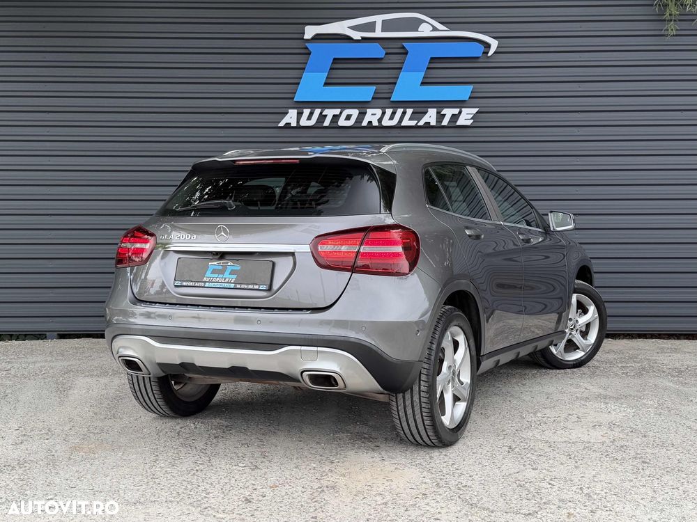 Mercedes-Benz GLA 200 d Style - 4