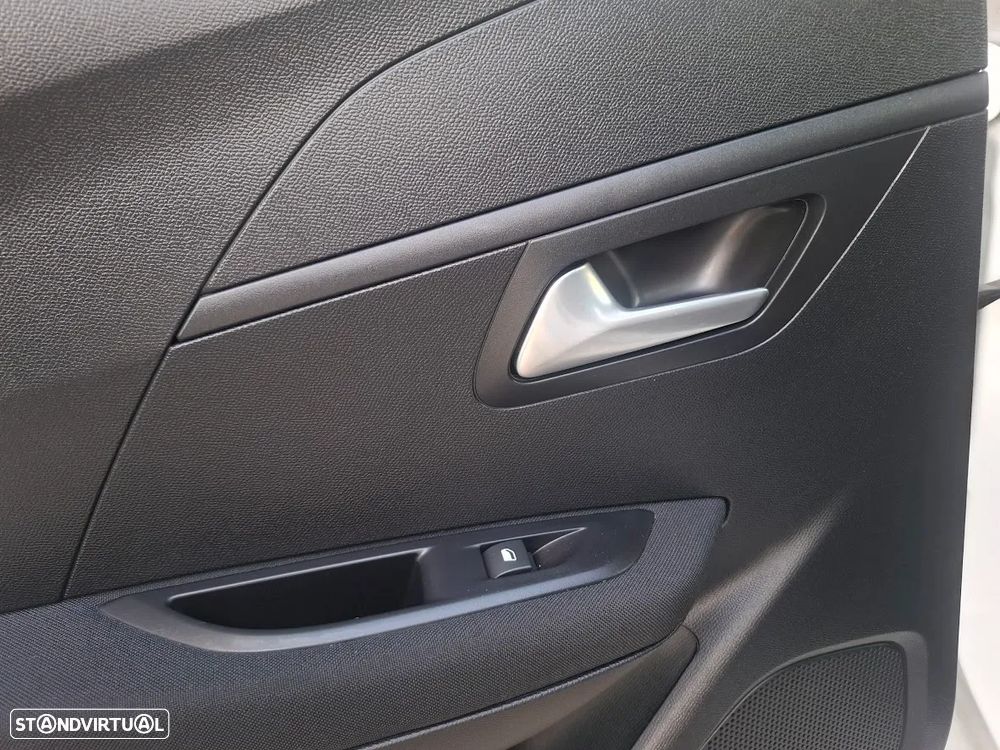 Peugeot 208 PureTech 75 Active - 36