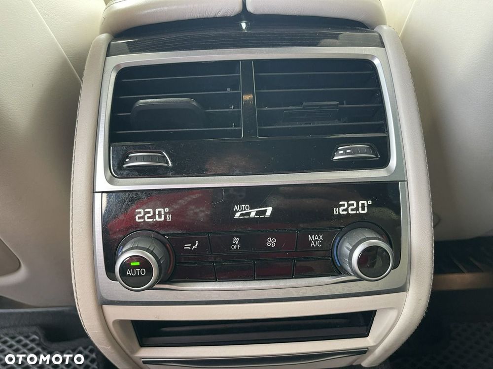 BMW Seria 7 750d xDrive - 10