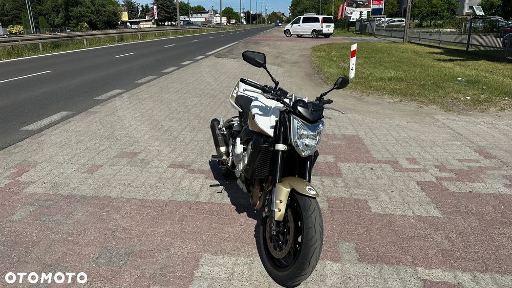 Yamaha FZ - 6