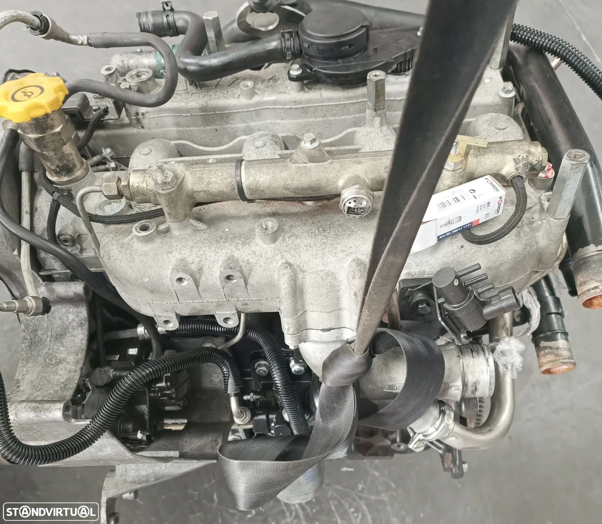 Motor Chrysler Voyager 2.8 CRDI para peças, colaça, cambota, bielas,turbo, injetores... - 1