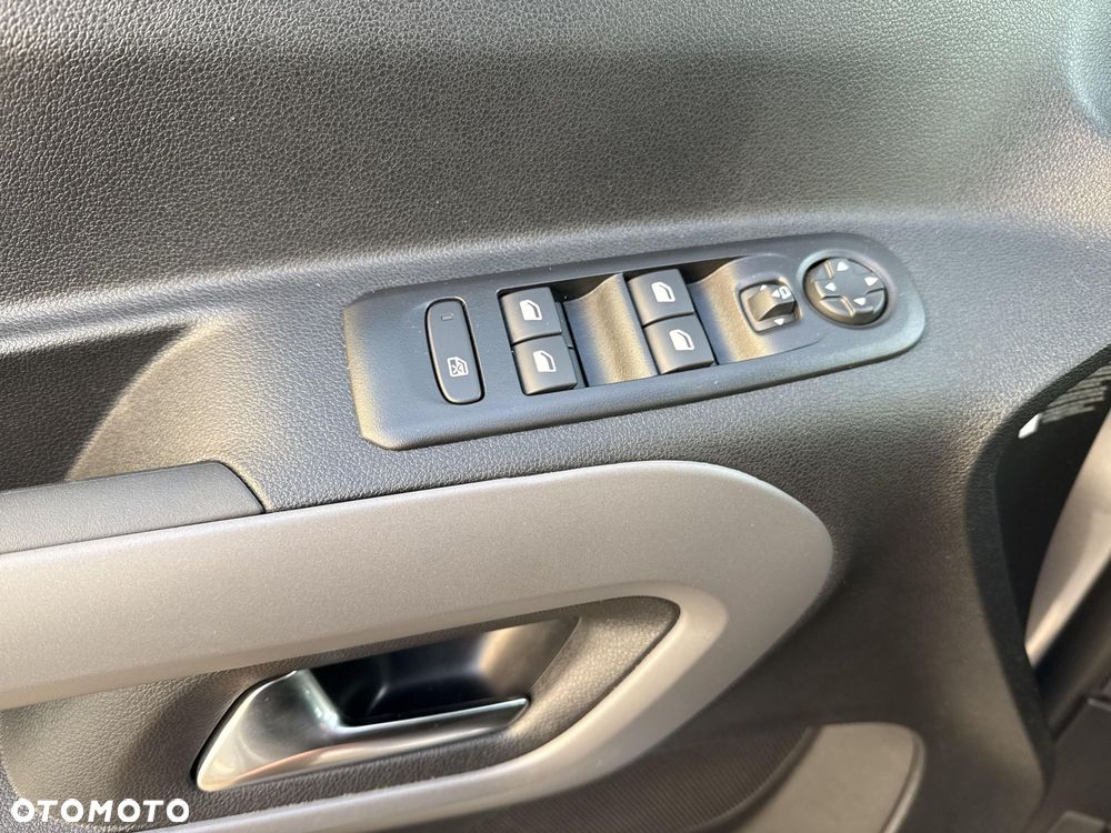 Toyota Proace City Verso 1.5 D-4D Family - 18