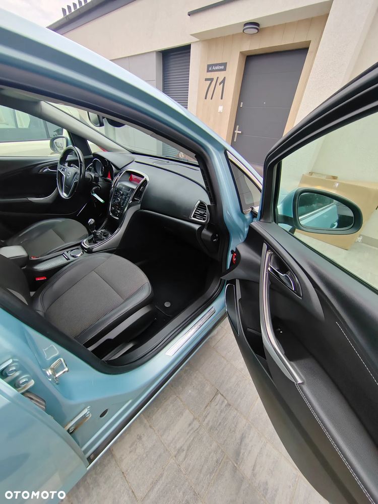 Opel Astra 1.7 CDTI DPF Cosmo - 5