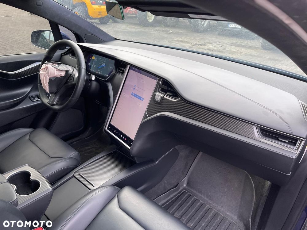 Tesla Model X Long Range - 12